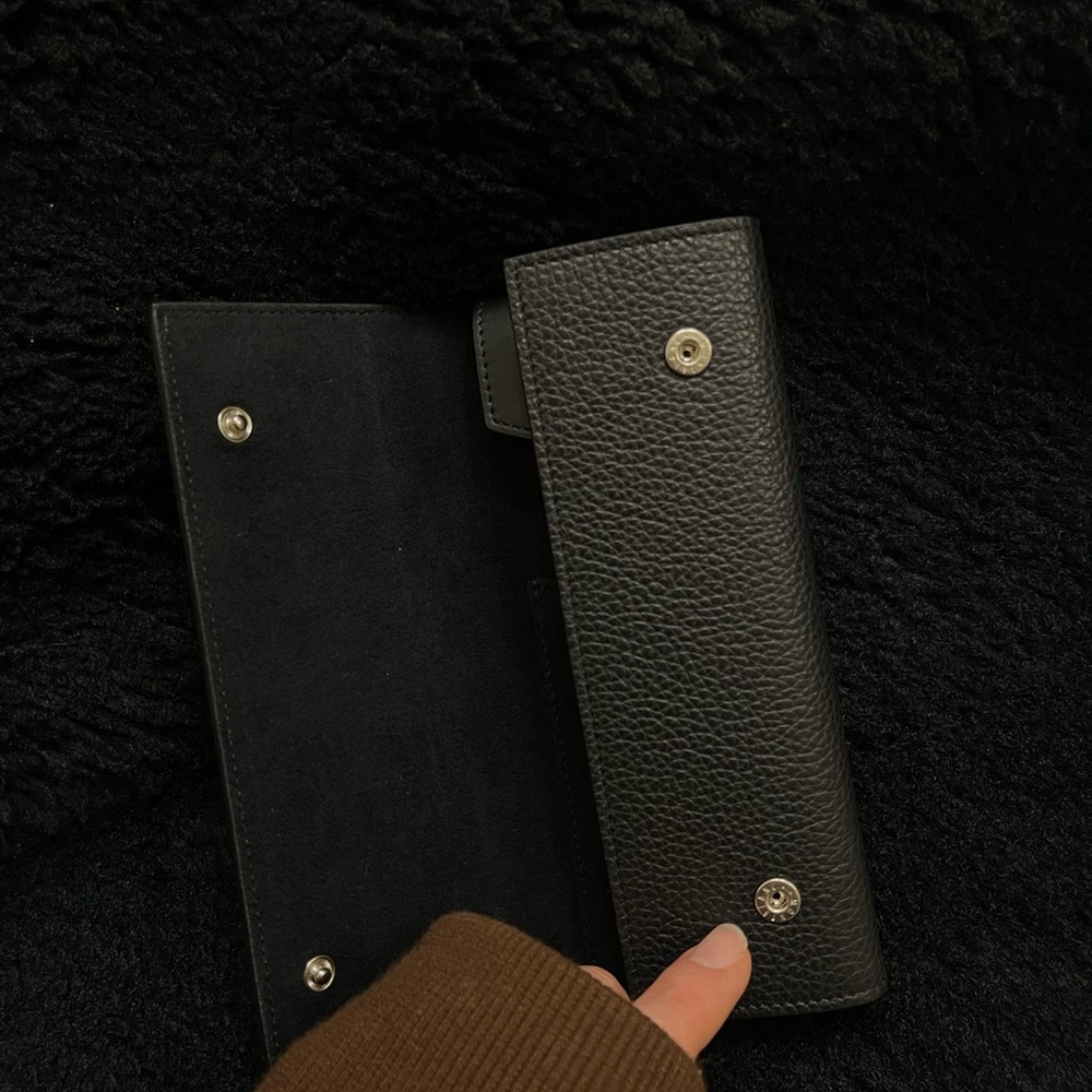 Montblanc Black Leather Pen Holder - Picture 3 of 4